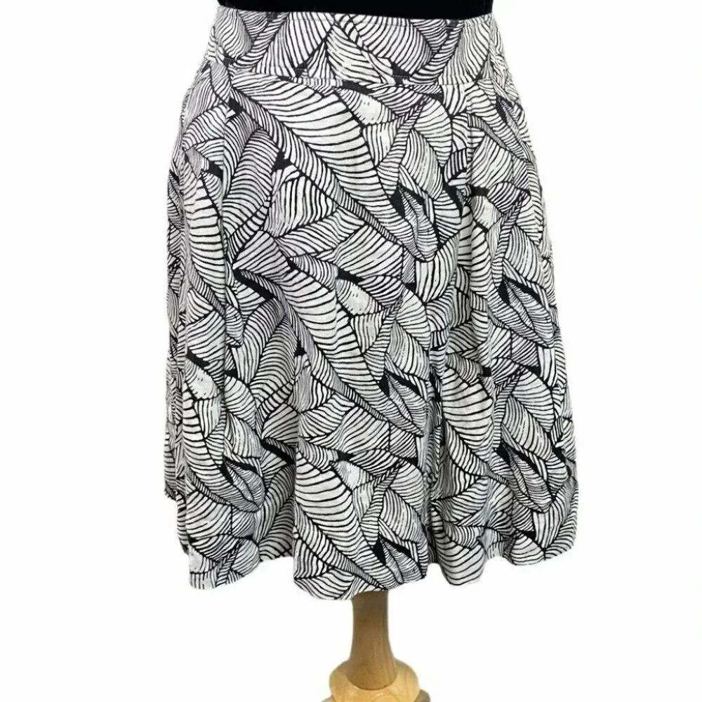 LOFT A-Line Skirt 4 Black White Abstract Leaf Print Pleated Linen Cotton